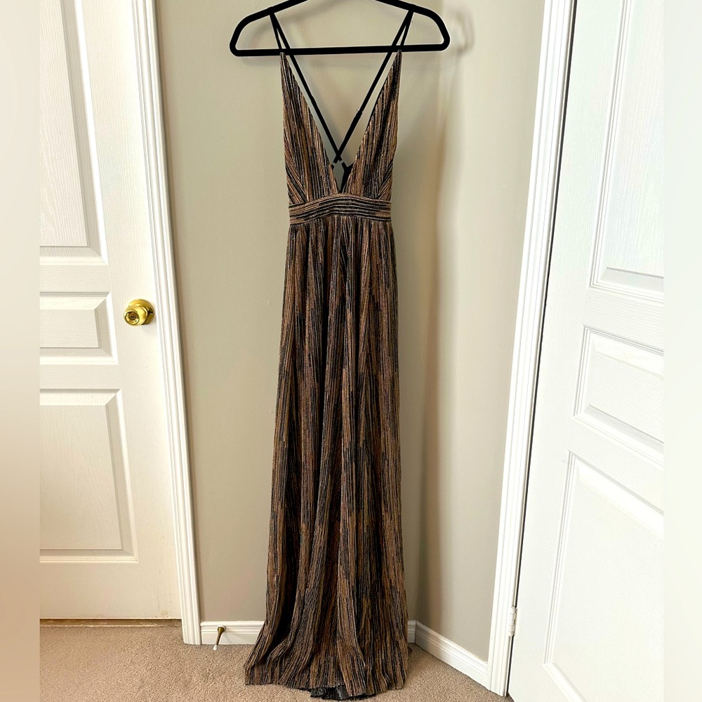 Shimmery gold/black maxi evening dress from Honey. Size S but fits like a S-M